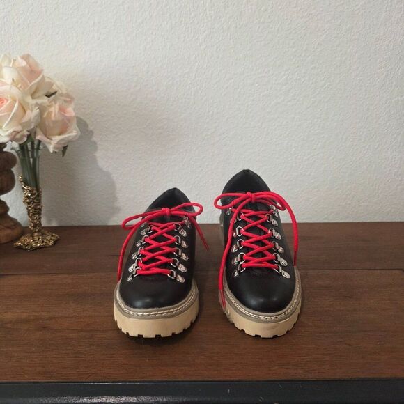 Madden Girl "Terah" Ankle Boots Sz 8.5 - Picture 3 of 9